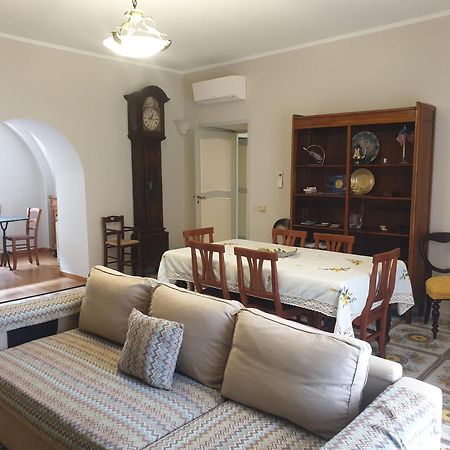 Residenza Sorrentina Διαμέρισμα Εξωτερικό φωτογραφία